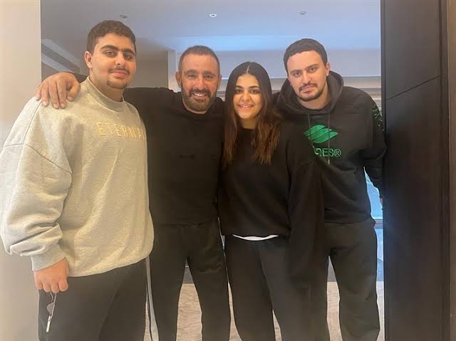 أحمد السقا وأبناؤه 