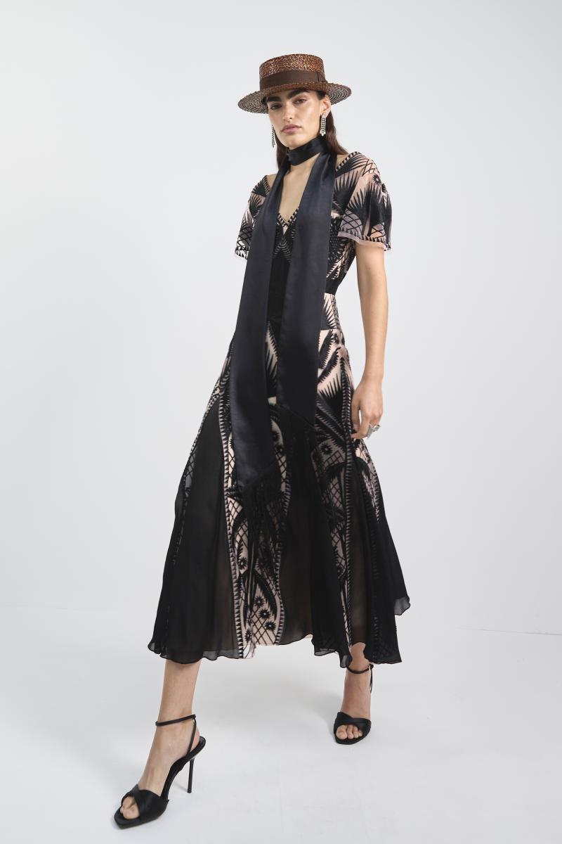 مجموعة Temperley London ربيع وصيف 2026