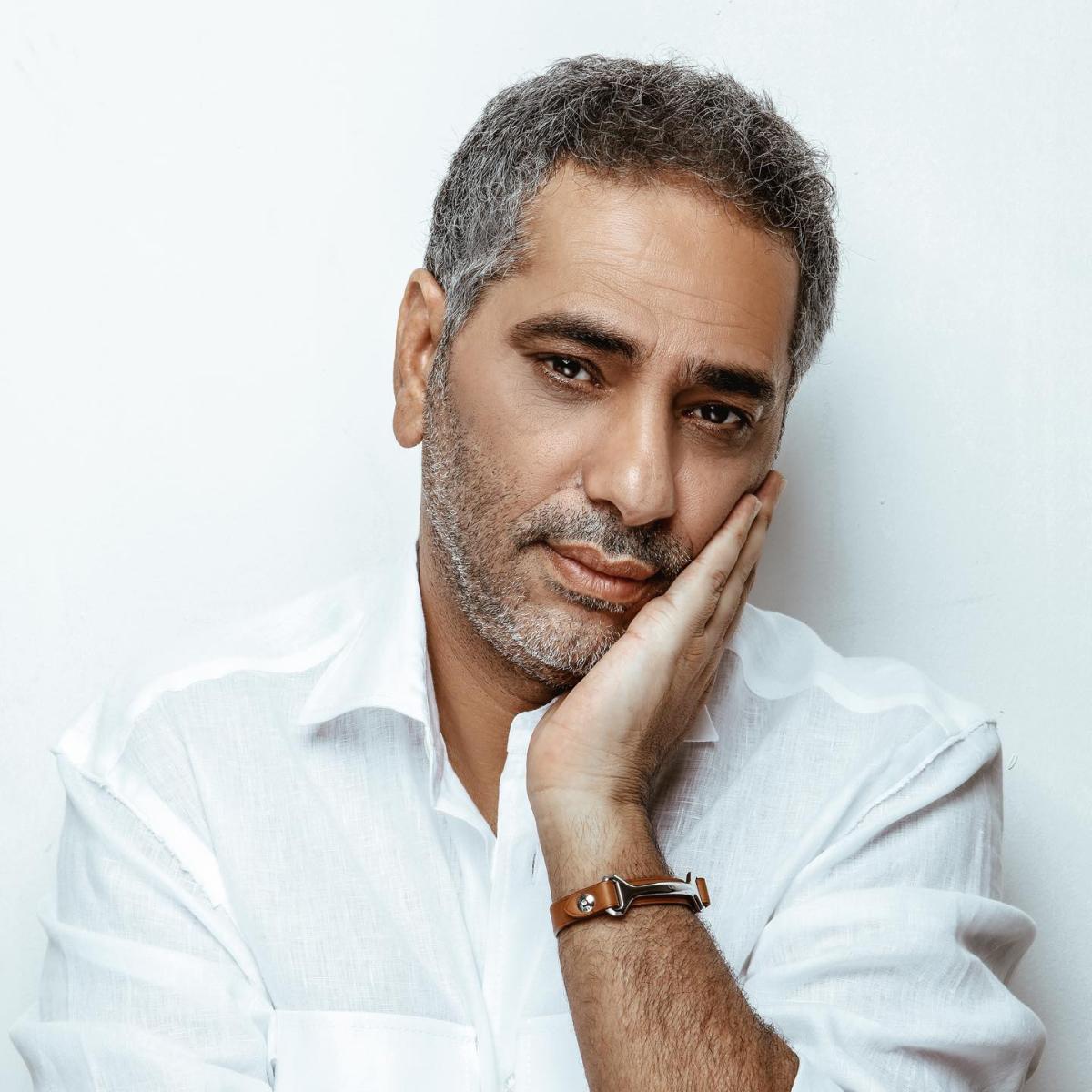 تفاصيل الجلسة الأولى لمحاكمة فضل شاكر وتأجيلها إلى شباط 2026