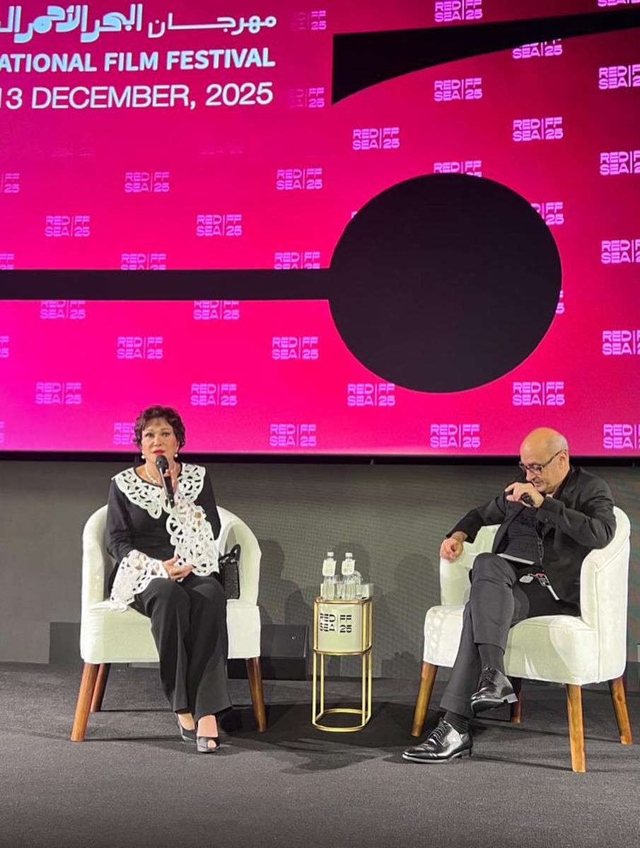 لبلبة في ندوة البحر الأحمر: "عمري ما ندمت إني اديت حياتي للفن"