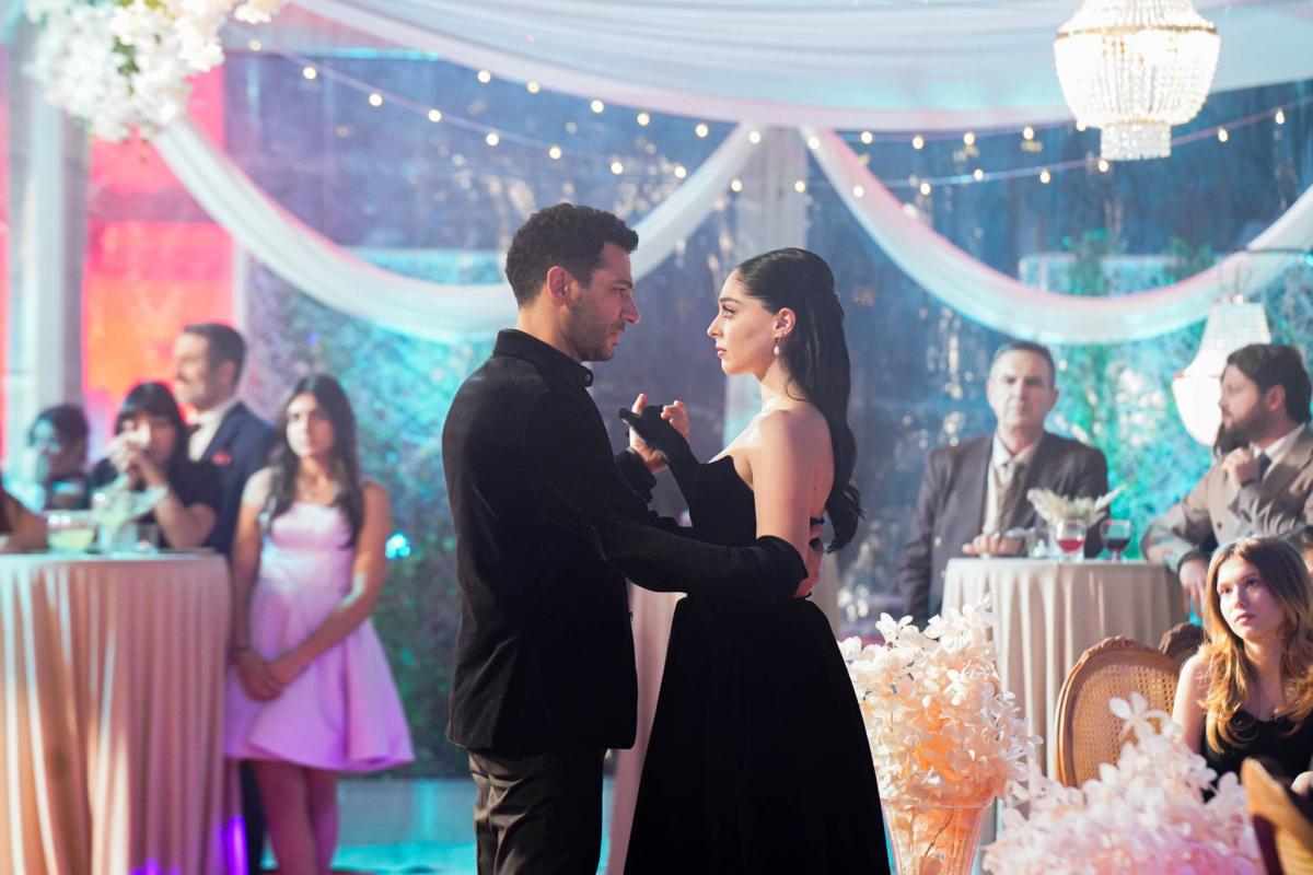 مسلسل ورود وذنوب الحلقة 10