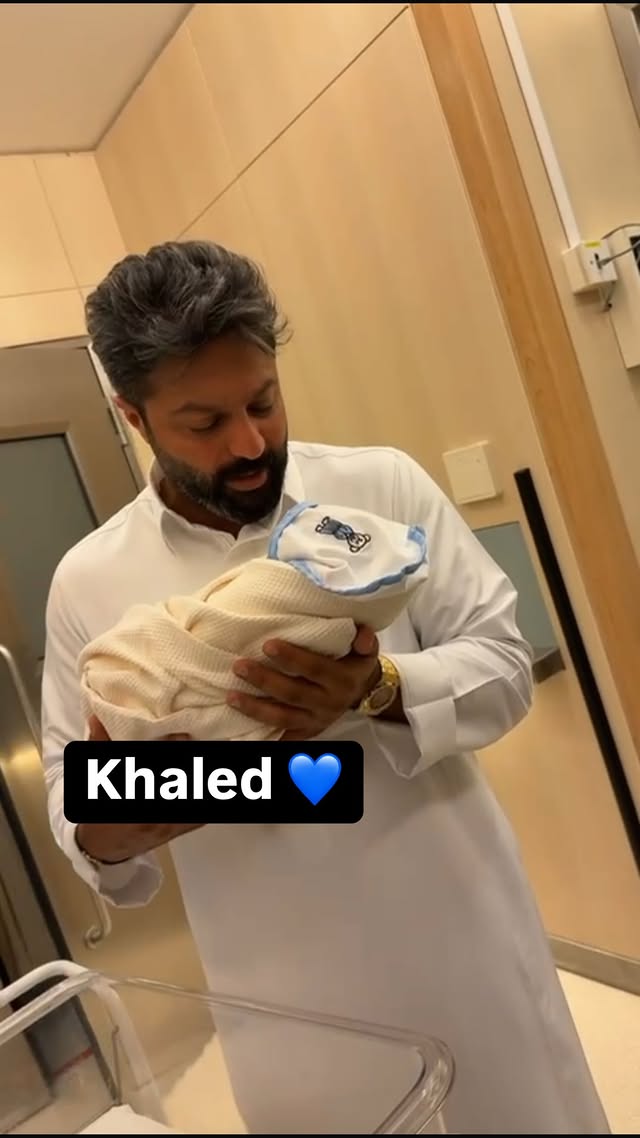 يعقوب بوشهري يستقبل مولوده الأول