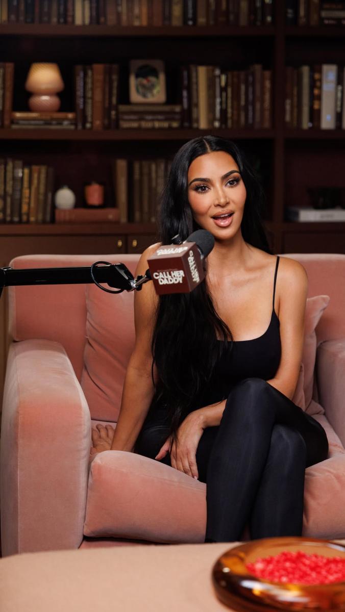 كيم كارداشيان Kim Kardashian - كانييه ويست Kanye West - بودكاست Call Her Daddy - أليكس كوبر Alex Cooper - بيت ديفيدسون Pete Davidson - كريس جينر Kris Jenner - كلوي كارداشيان Khloé Kardashian - SKIMS - طلاق كيم كارداشيان - علاقة كيم وكانييه - أخبار هوليوود - مقابلات كيم كارداشيان - Kim Kardashian interview - Kim Kardashian Call Her Daddy - Kim Kardashian Kanye West divorce - Hollywood news