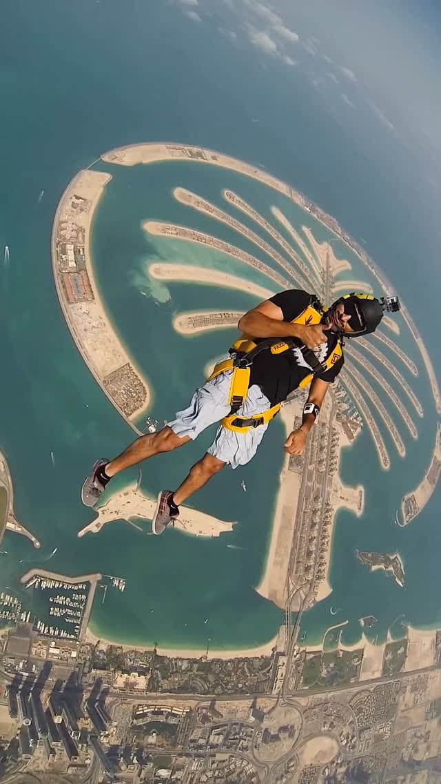 فزاع Fazza – الشيخ حمدان بن محمد Sheikh Hamdan bin Mohammed – ولي عهد دبي Crown Prince of Dubai – عيد ميلاد فزاع Fazza birthday – خيول فزاع Fazza horses – سباقات القدرة Endurance riding – بطولة العالم للفروسية FEI World Equestrian Games – فزاع الشاعر Fazza poet – فزاع المغامر Fazza adventurer – ثقافة إماراتية Emirati culture – دبي Dubai – العائلة الحاكمة في دبي Dubai royals – صور نادرة لفزاع Fazza young photos – إنجازات فزاع الرياضية Fazza achievements – فزاع والفروسية Fazza equestrian journey