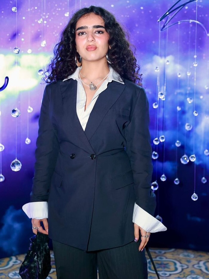 ويجز Wegz - زواج ويجز - زوجة ويجز - أول صورة لويجز مع زوجته - نور العزاوي Nour Alazzawi - حفل زفاف ويجز في دبي - ويجز متزوج - أخبار ويجز - ويجز إنستقرام - Babylon stylist - ستايلست ويجز - المشاهير العرب 2026