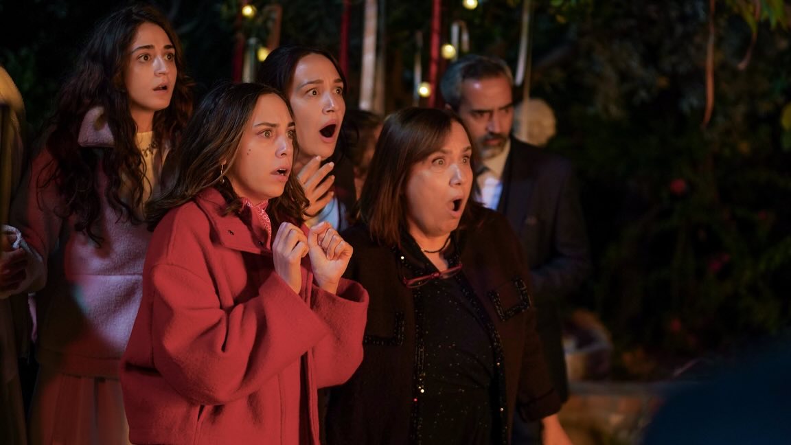 مسلسل الحب الأفلاطوني – Platonic - Mavi Dolunay Otel