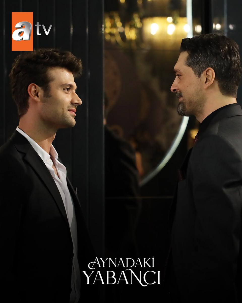 مسلسل الغريب في المرآة الحلقة 1 - Aynadaki Yabanci