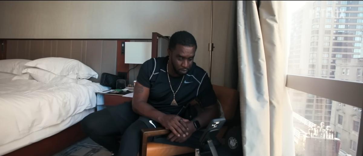 وثائقي شون كومز Sean Combs documentary - ديدي Diddy نتفليكس Netflix - كيرتس 50 سنت جاكسون Curtis 50 Cent Jackson - قضية كاسي فينتورا Cassie Ventura lawsuit - مؤسس باد بوي ريكوردز Bad Boy Records founder - موعد خروج شون كومز من السجن Sean Combs prison release - المخرجة ألكسندريا ستابلتون Alexandria Stapleton director - مارك كاري Mark Curry Bad Boy For Life - أخبار الوثائقيات في هوليوود Hollywood documentary news - أعمال نتفليكس لشهر ديسمبر Netflix December releases - السجل الفدرالي للسجون Federal Bureau of Prisons Sean Combs