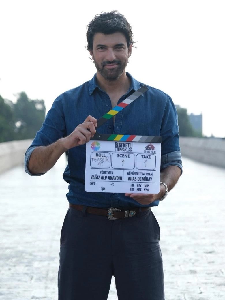 مسلسل الأراضي الخصبة - Engin Akyürek - Gülsim Ali - بوستر مسلسل الأراضي الخصبة - مسلسل تركي جديد - Bereketli Topraklar - مسلسل تركي 2025 - Belcim Bilgin - Show TV