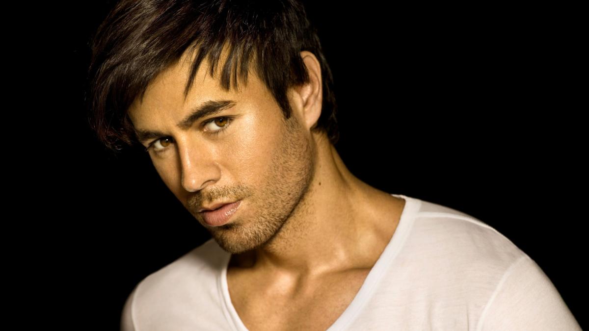  إنريكي إغليسياس Enrique Iglesias -  آنا كورنيكوفا Anna Kournikova 