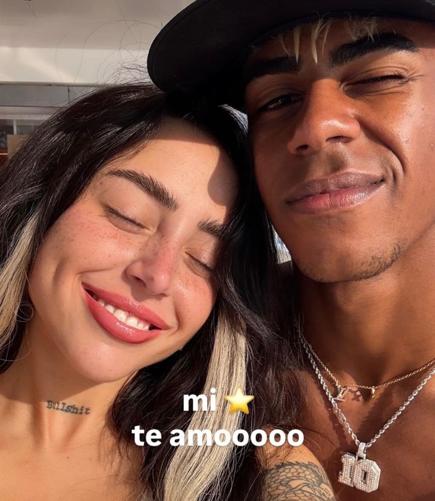 لامين يامال - نيكي نيكول - انفصال لامين يامال - لامين يامال برشلونة - علاقة لامين يامال ونيكي نيكول - أخبار المشاهير - شائعات الخيانة - آنا جيجنوسو - ميلان - نجوم كرة القدم - المغنيات الأرجنتينيات - Nicki Nicole Lamine Yamal breakup