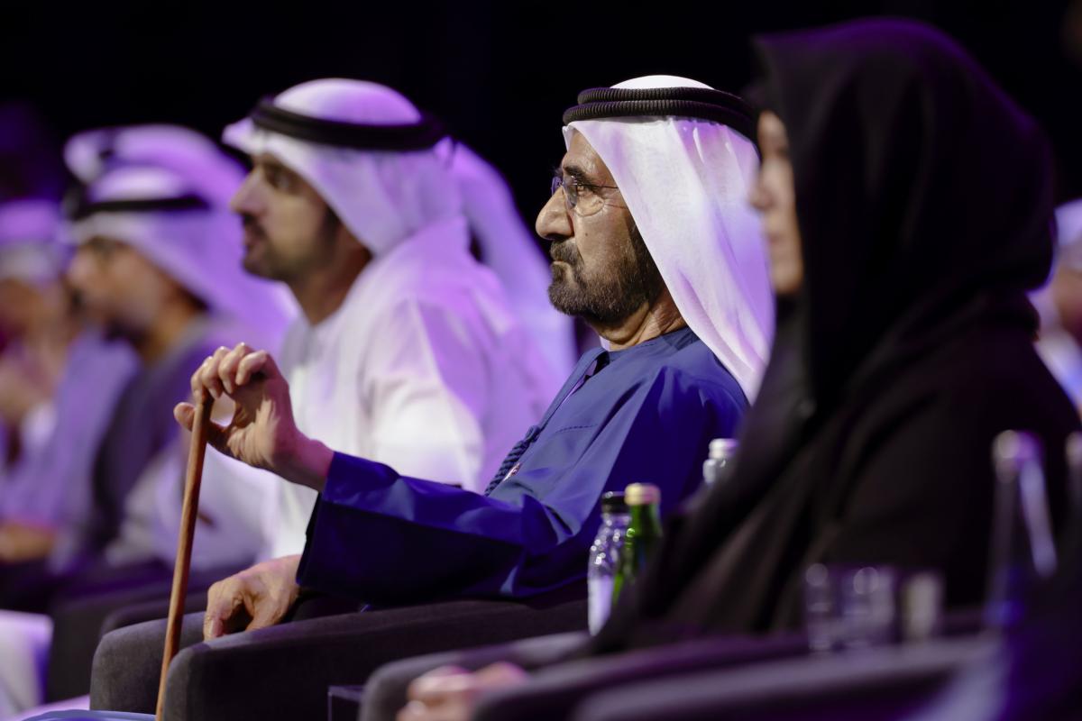 محمد بن راشد آل مكتوم - صناع الأمل - مبادرات محمد بن راشد آل مكتوم العالمية - محمد القرقاوي - جائزة صانع الأمل - العمل الإنساني في الإمارات - العطاء العربي - أبطال الخير - دبي - الإمارات 2025