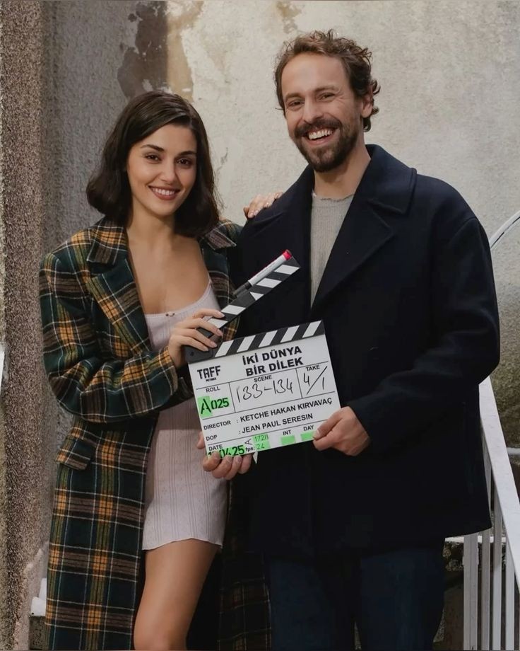 هاندا أرتشيل - ميتين آكدولجير - فيلم عالمين وأمينة - İki Dünya Bir Dilek - أفلام تركية 2025 - أفلام برايم فيديو - قصة حب تركية - دراما تركية جديدة - هاندا أرتشيل Prime Video - أخبار هاندا أرتشيل