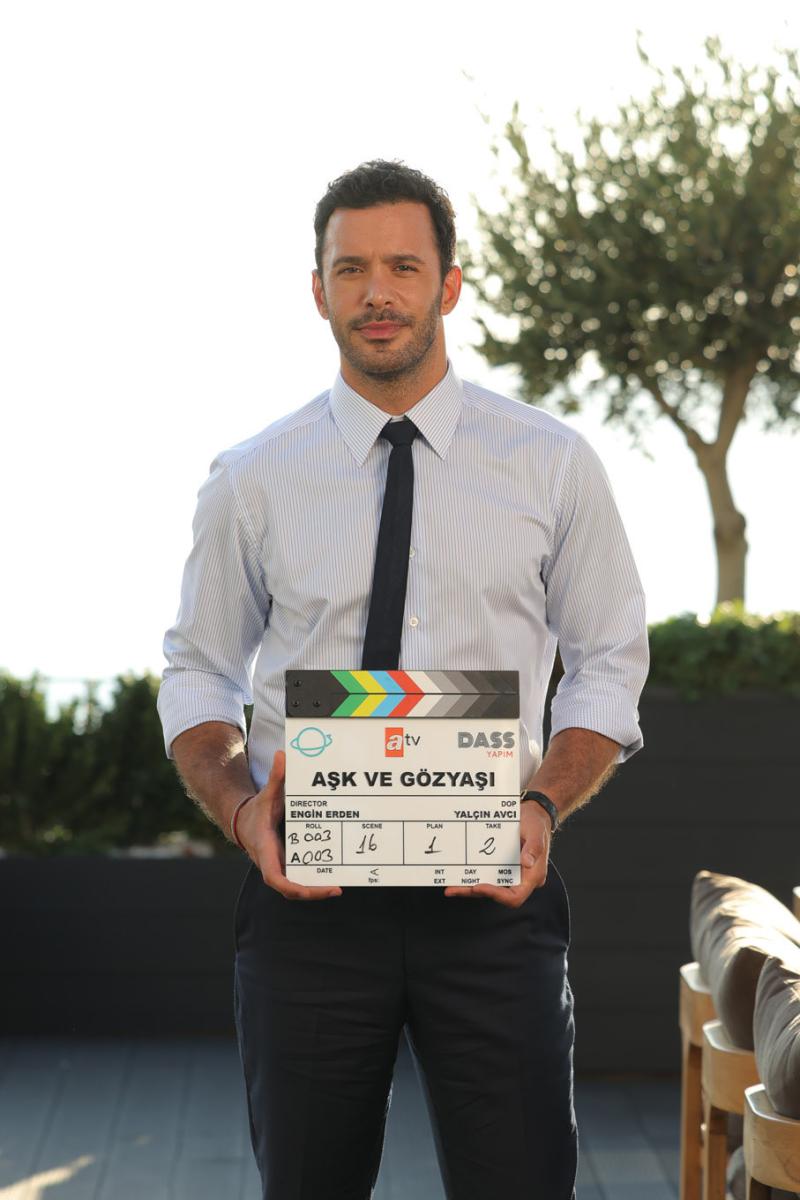 باريش أردوتش - Barış Arduç - هاندا  أرتشيل - Hande Erçel - مسلسل عشق ودموع - Aşk ve Gözyaşı - مسلسل تركي جديد - ATV التركية - ATV - مسلسل تركي 2025 - Queen of Tears - مسلسل كوري جنوبي - Gözyaşı Kraliçesi - ديزني بلس - Disney Plus - تذكر الحب - Aşkı Hatırla - أجر الممثلين في تركيا - راتب النجوم الأتراك - تقييم المسلسلات التركية - ريتنج المسلسلات التركية - أخبار النجوم الأتراك - نجاح المسلسلات التركية 2025
