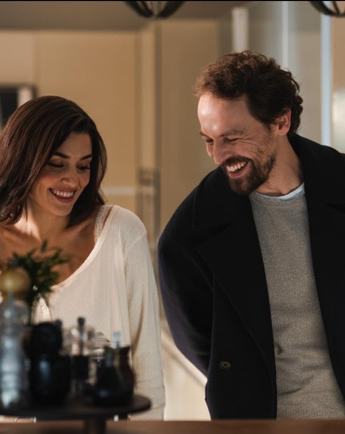 هاندا أرتشيل - متين أكدولجر - عالمان أمنية واحدة - İki Dünya Bir Dilek - فيلم تركي جديد - Prime Video تركيا - أفلام رومانسية تركية - باريش أردوتش - كيمياء هاندا ومتِن