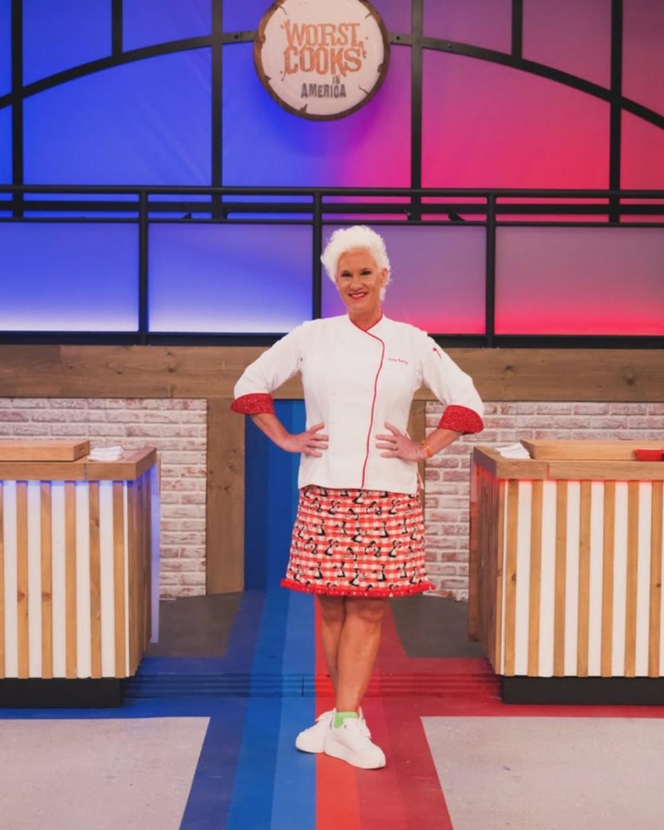 وفاة آن بوريل - Anne Burrell وفاة - سبب وفاة آن بوريل - وفاة شيف فوود نتوورك - Food Network Anne Burrell - أسوأ الطهاة في أمريكا - Worst Cooks in America برنامج - House of Knives Anne Burrell - Chef Anne Burrell آخر مشروع - CareRite Centers برنامج الطعام - Anne Burrell CareRite Signature Culinary Excellence - Chef Secrets of a Restaurant Chef - Iron Chef America آن بوريل - برامج Food Network - وفاة شيف أمريكية مشهورة - وفاة نجمة تلفزيون الواقع - وفاة Anne Burrell في نيويورك - Anne Burrell Brooklyn death