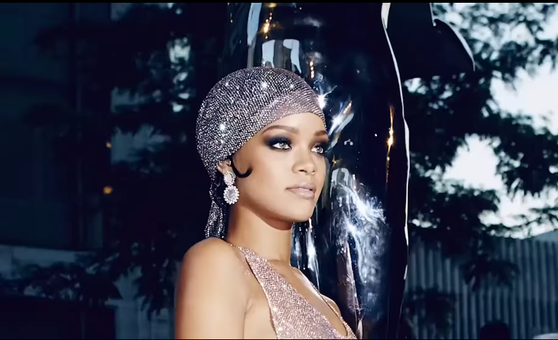 ريهانا Rihanna - Fenty Beauty - Music of the Sun - إنستغرام Instagram - جوائز الموسيقى awards - مبيعات التسجيلات record sales - مشاهدي الموسيقى streams - مسيرة فنية موسيقية - أبرز إنجازات ريهانا - فيديوهات موسيقية Rihanna - نجمة البوب العالمية Rihanna