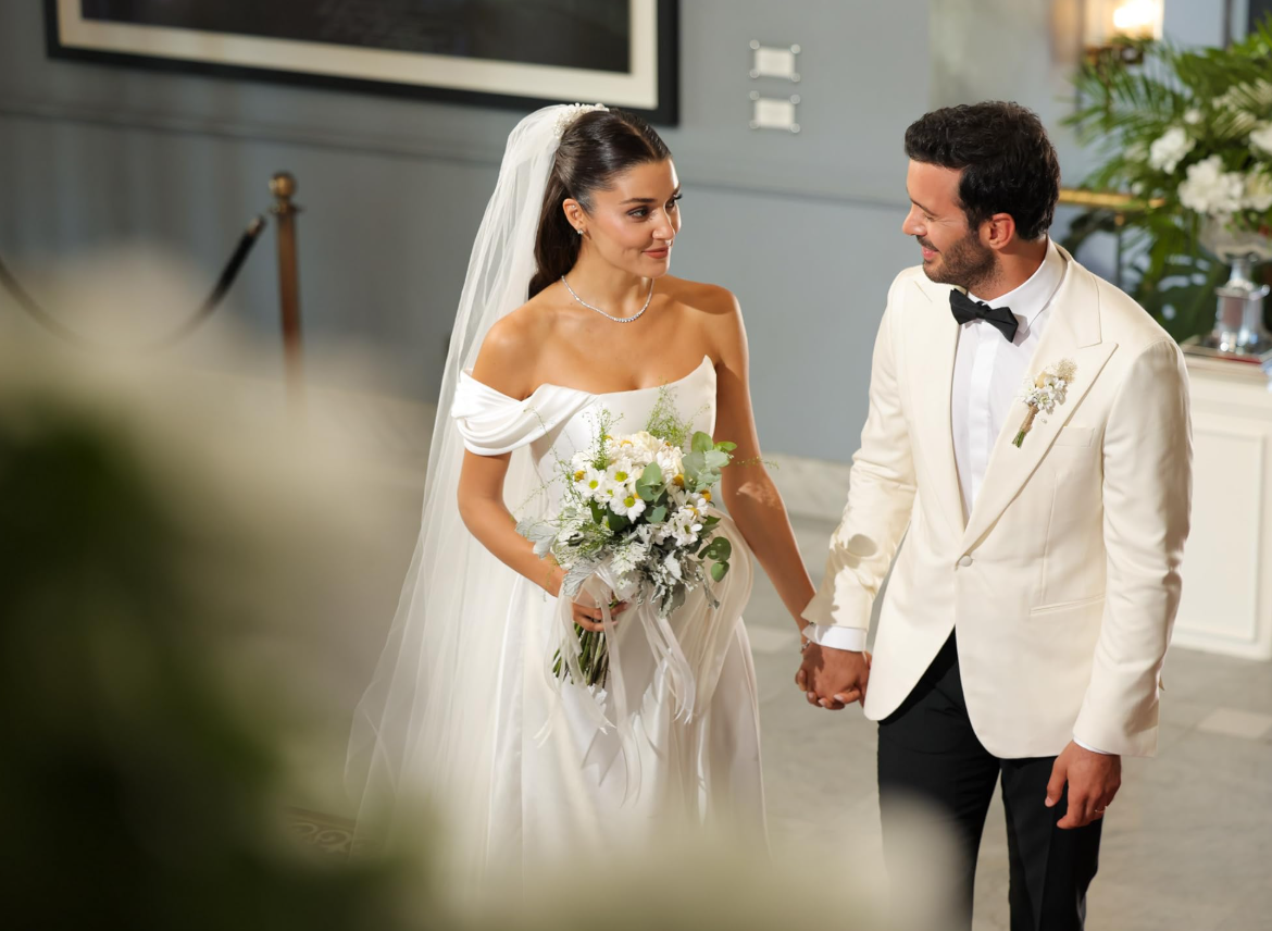 هاندا أرتشيل - Hande Erçel - مسلسل حب ودموع - ميرا وسليم - باريش أردوتش - Barış Arduç - Amazon Prime Turkey - İki Dünya Bir Dilek - Queen of Tears - توبا بويوكستون