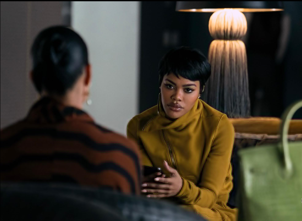 مسلسل ملكات العدل Disney Plus - Sarah Paulson سارة بولسن - Teyana Taylor تيانا تايلور - Kim Kardashian كيم كارداشيان - Glenn Close غلين كلوز - مسلسل قانوني جديد - دراما محاماة - Ryan Murphy راين ميرفي - كواليس ملكات العدل - مقابلة سارة بولسن وتيانا تايلور