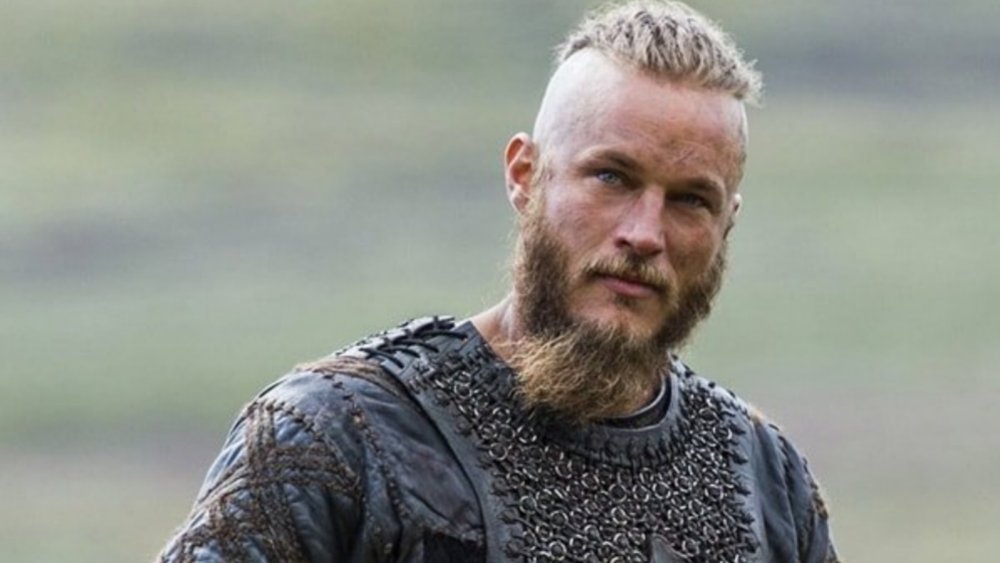 ترافيس فيميل - Travis Fimmel - راغنار لوثبروك - Ragnar Vikings - مسلسل فايكنغز - Vikings series - زيارة ترافيس فيميل حائل - سياحة حائل - أحداث حائل - قروب أبو حصه - نجوم عالميون في السعودية - Raised by Wolves Travis Fimmel - Dune Prophecy Travis Fimmel - Vikings Ragnar