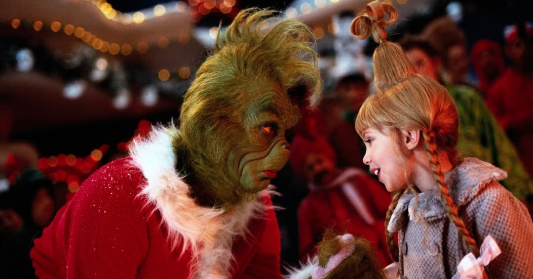 جيم كاري – تايلور مومسن – فيلم How The Grinch Stole Christmas – قاعة مشاهير الروك آند رول – ساوندغاردن – براندي كارلايل – هوليوود 2025 – لم الشمل بعد 25 عامًا – نجوم الغرينش – أخبار جيم كاري وتايلور مومسن