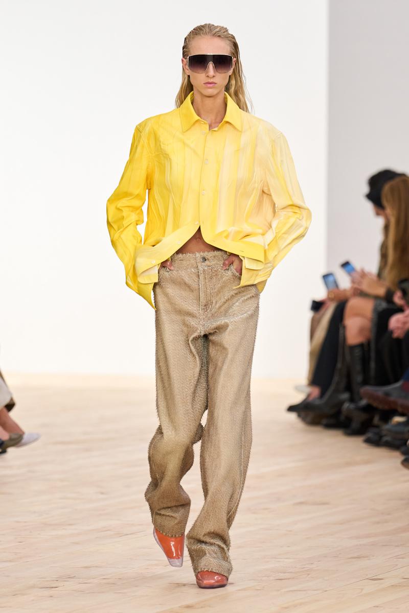  مجموعة Loewe ربيع 2026