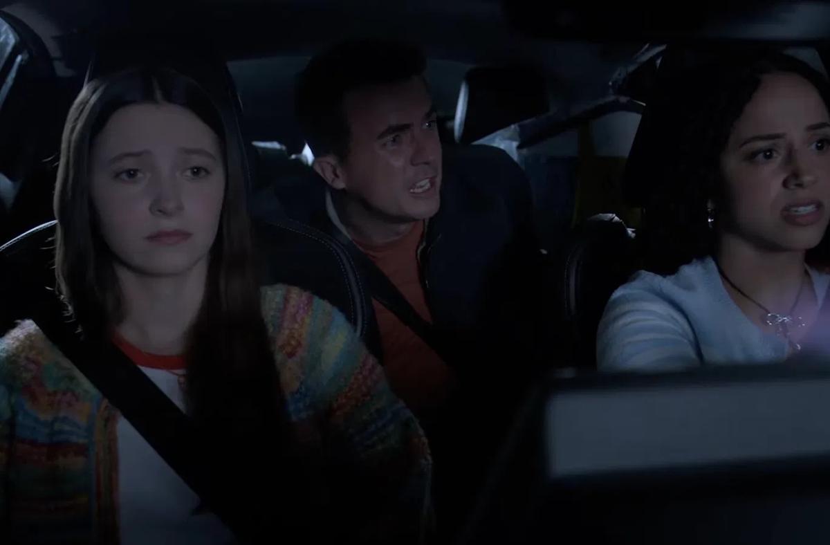 Malcolm in the Middle revival - Malcolm in the Middle Life's Still Unfair - Frankie Muniz Malcolm - Bryan Cranston Malcolm in the Middle - Hulu series revival - Disney Plus Hulu bundle - Malcolm in the Middle cast return - Malcolm in the Middle sequel series - Malcolm in the Middle streaming - classic sitcom revival - مالكوم في الوسط - ديزني