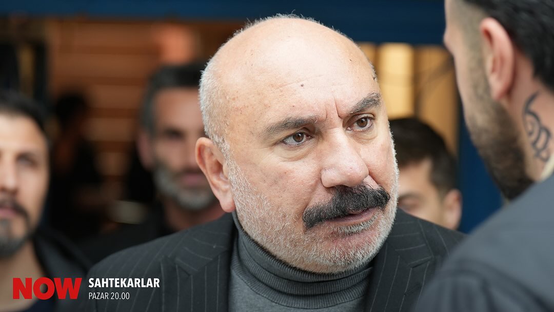 مسلسل المحتالون الحلقة 13