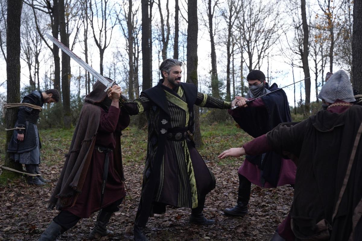 مسلسل المؤسس أورهان الحلقة 8