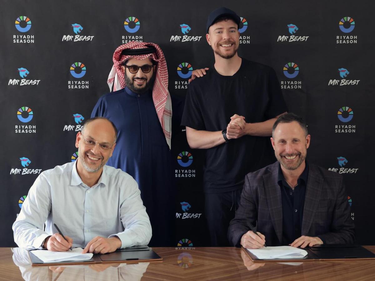 مستر بيست يوقع مع موسم الرياض