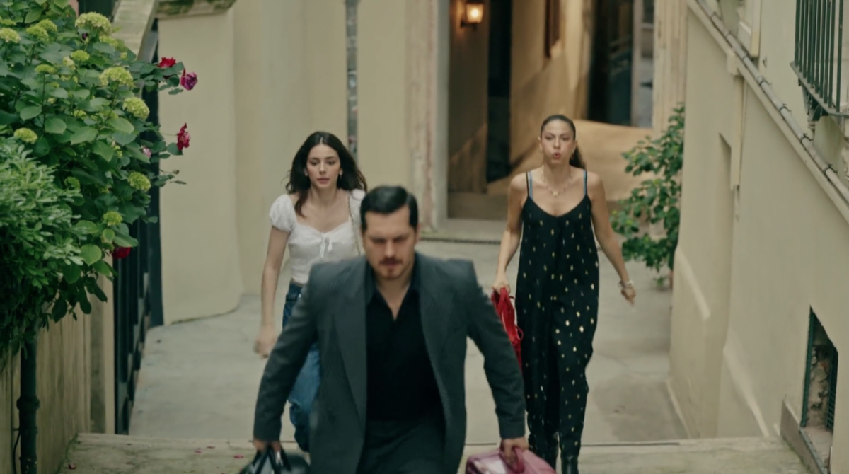 مسلسل حلم أشرف الحلقة 11