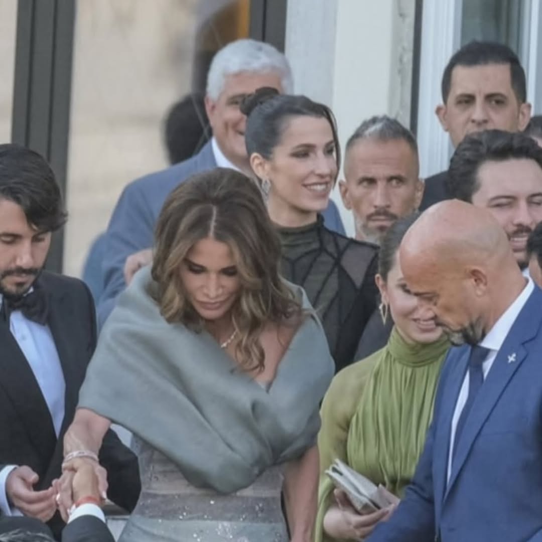 الملكة رانيا والأميرتين ايمان ورجوة 