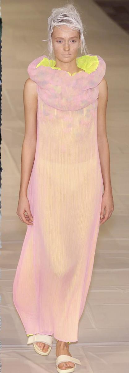 فستان Issey Miyake