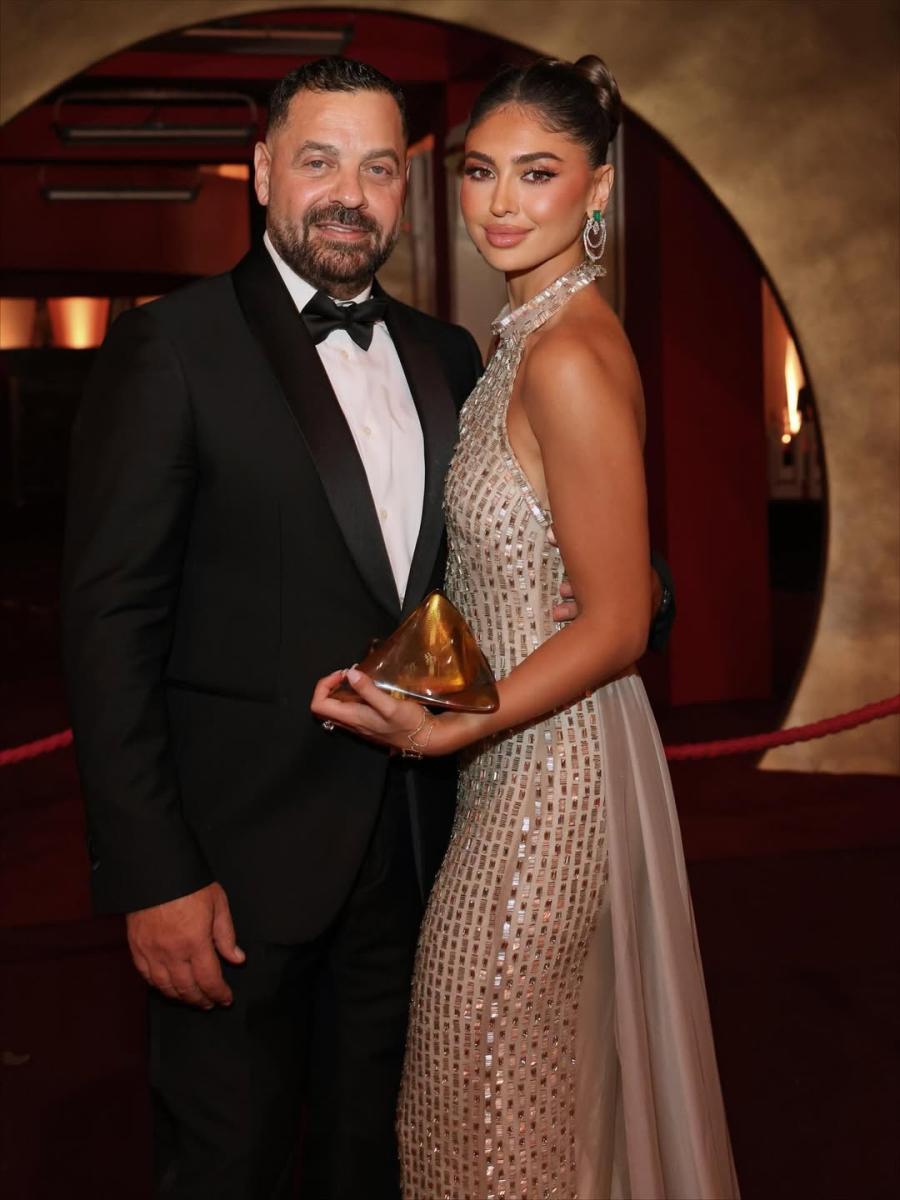 فيلم السلم والثعبان - طارق العريان - نيكول سعفان - إليسا - ملك الحسيني - مايـل رحمة - محمد الشرنوبي - أحمد عيسيلي - السجادة الحمراء السعودية - سينما سعودية - فيلم غنائي عربي - فيلم رومانسي - ردود فعل الجمهور - أخبار المشاهير