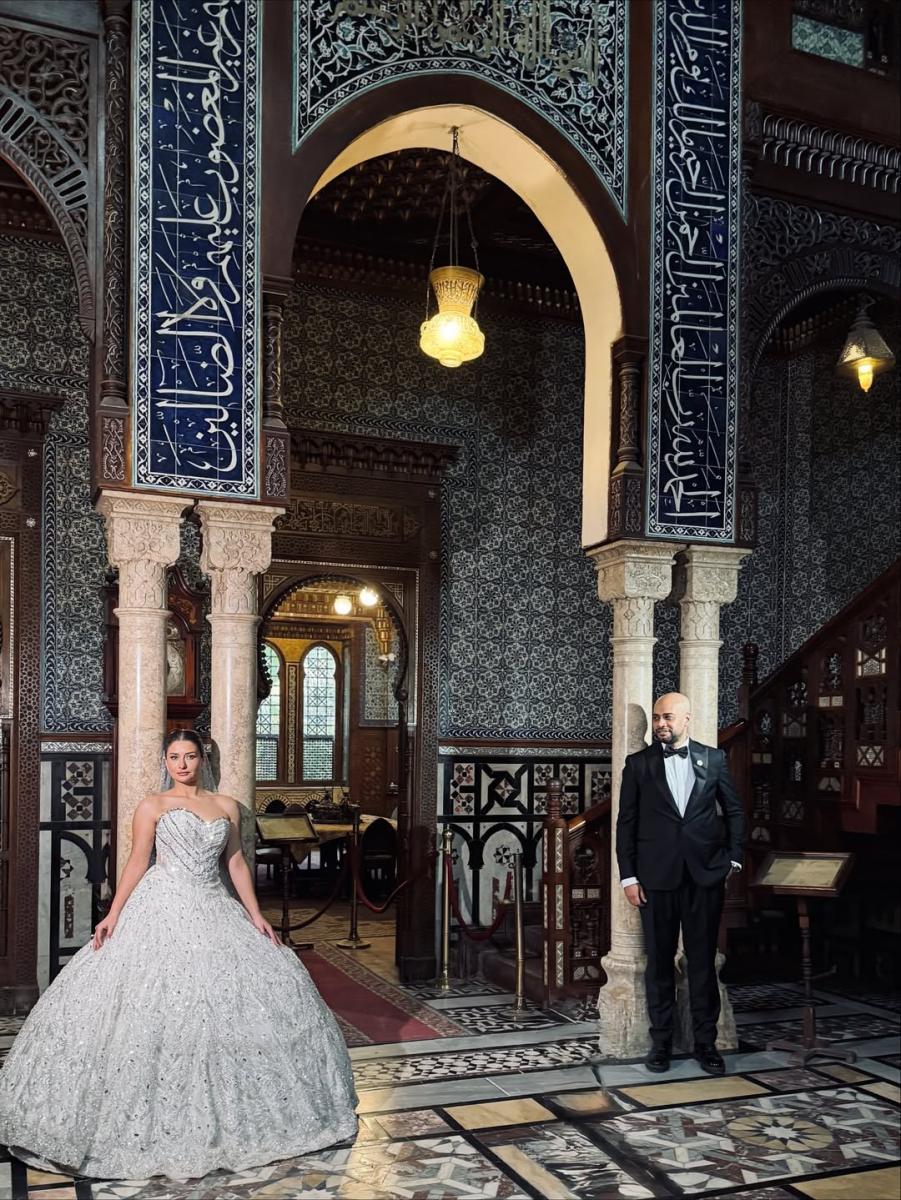 حاتم صلاح وزوجته - صورة من انستقرام