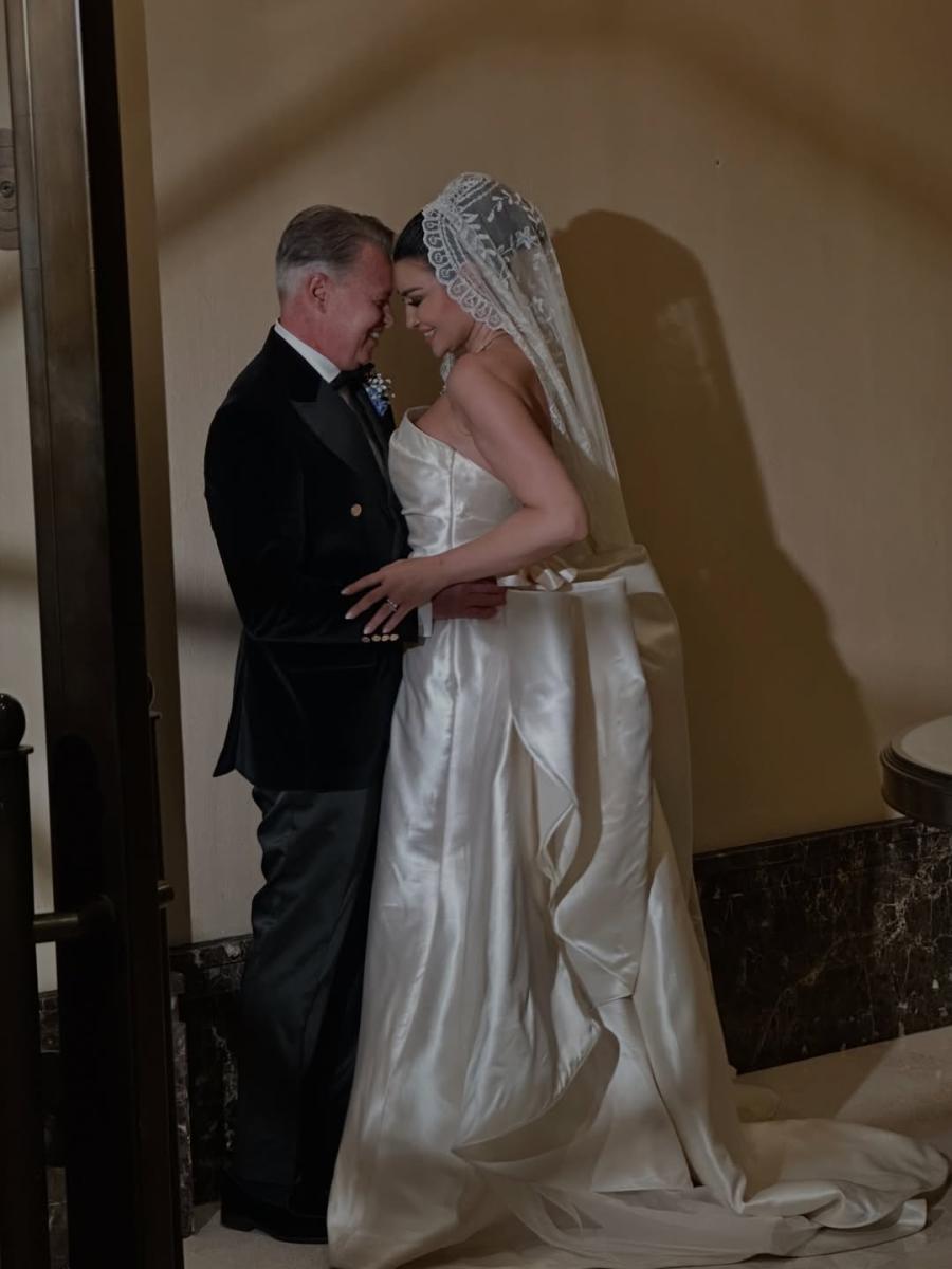 أروى جودة - Arwa Gouda - جون باتيست John Baptiste - زفاف أروى جودة - عقد قران أروى جودة - آيتن عامر Aiten Amer - رامي صبري Rami Sabry - هشام عباس Hisham Abbas - نجوم الفن - زفاف في القاهرة - حفل زفاف المشاهير - زفاف إيطاليا - صفاء أبو السعود Safaa Aboul Saud - أحمد العوضي Ahmed Alawady - أحمد زاهر Ahmed Zaher - عمرو يوسف Amr Youssef - كندة علوش Kinda Alloush