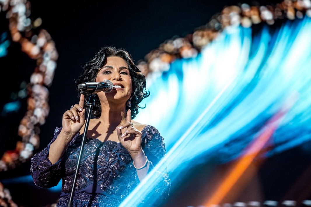 نوال الكويتية - Adam آدم - مسرح بيون الدانة البحرين - دويتو نوال وآدم - أغنية أحاول نوال - حفلات البحرين - عيد ميلاد نوال الكويتية - Rotana روتانا - قيثارة العرب نوال