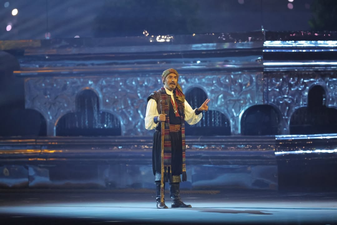 افتتاح كأس العرب قطر 2025 - محمد شاكر - رشيد عساف - جيرمي آيرونز Jeremy Irons - أوبريت النشيد العربي - استاد البيت الخور - حفل افتتاح كأس العرب - كتارا ستوديوز - منتخبات عربية - تميم بن حمد - جياني إنفانتينو