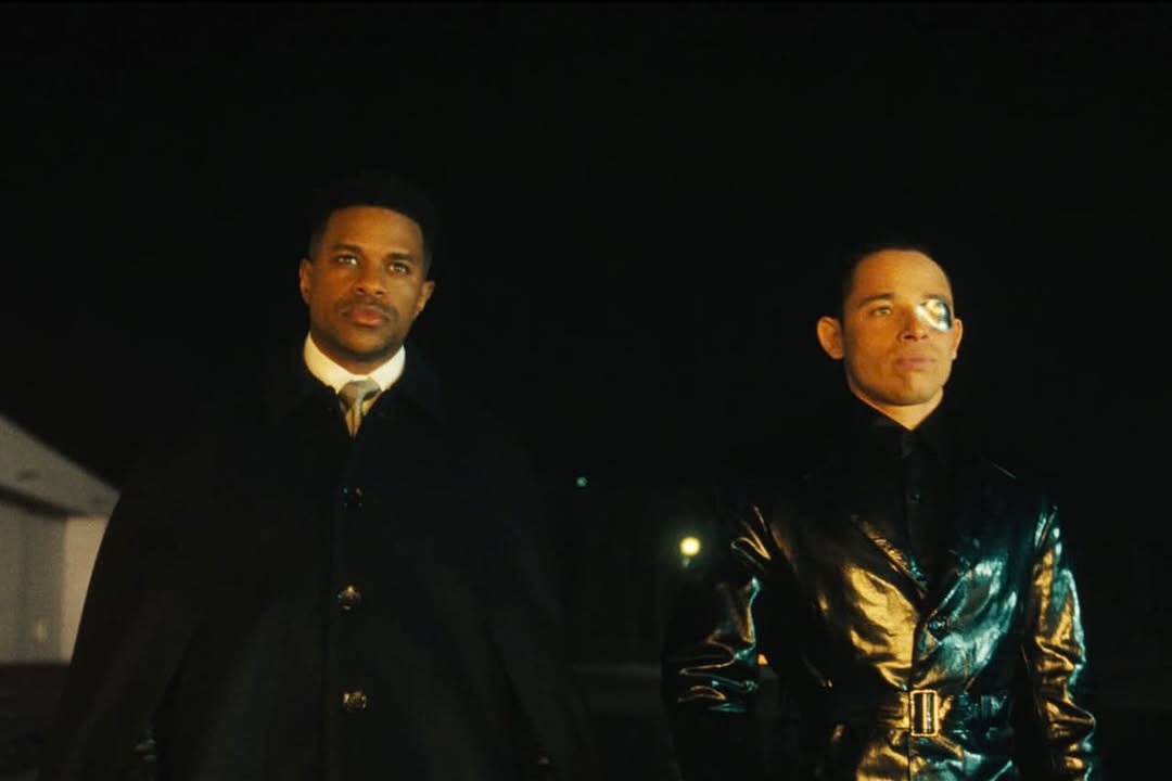 بيلا حديد Bella Hadid – The Beauty Disney+ – مسلسل The Beauty – رايان مورفي Ryan Murphy – ميغان ترينور Meghan Trainor – أشتون كوتشر Ashton Kutcher – مسلسل تشويقي جديد – أعمال FX – عالم الموضة والجريمة – أول تجربة تمثيل لبيلا حديد