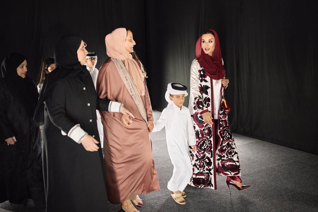 إطلالة الشيخة هند بنت حمد آل ثاني بعباية محايدة