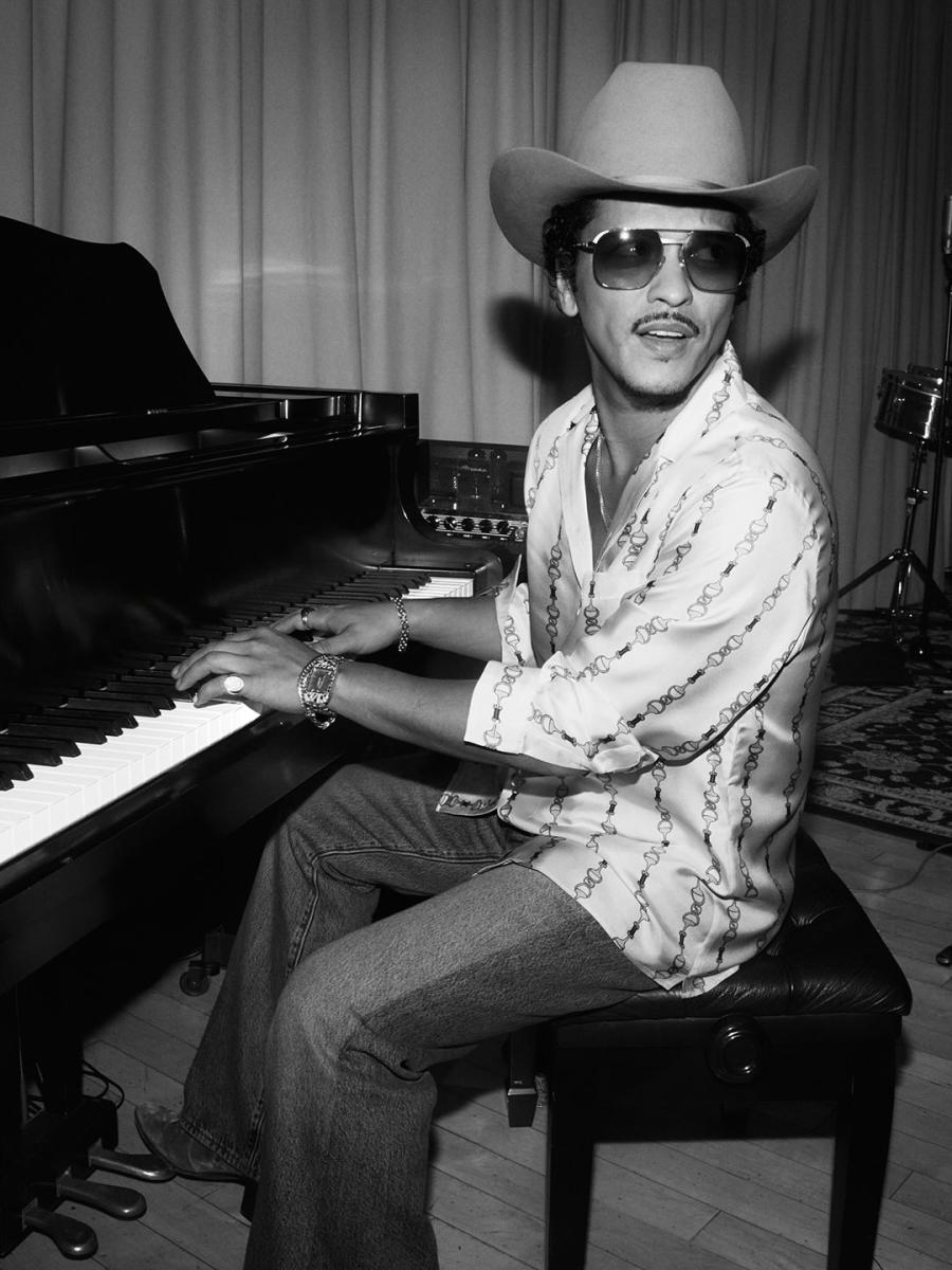 برونو مارس Bruno Mars - The Romantic ألبوم - The Romantic Tour - جولة برونو مارس العالمية - Grammy Awards 2026 - ألبوم برونو مارس الجديد - Anderson .Paak DJ Pee .Wee - Victoria Monét - RAYE - Leon Thomas - حفلات برونو مارس 2026