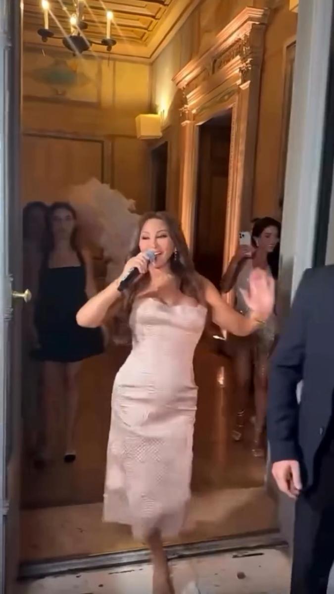 إطلالة إليسا