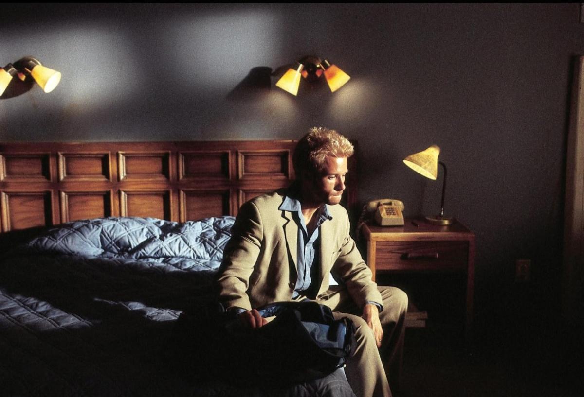 إعادة إطلاق فيلم Memento للمخرج كريستوفر نولان Christopher Nolan في صالات السينما السعودية لأول مرة -  عرض Memento في المملكة بمناسبة الذكرى الـ25 لإصداره العالمي -  كريستوفر نولان Christopher Nolan يعود إلى الشاشة السعودية بتحفته النفسية الشهيرة -  فيلم Memento يعرض في السعودية بعد 25 عامًا من منعه الأصلي -  صالات السينما في الرياض وجدة تستقبل فيلم كريستوفر نولان Christopher Nolan للمرة الأولى -  كريستوفر نولان Christopher Nolan يواصل نجاحه في الشرق الأوسط مع إعادة إصدار Memento -  الجمهور السعودي يستعد لتجربة نفسية مشوقة من توقيع كريستوفر نولان Christopher Nolan -  فيلم Memento ينضم إلى قائمة كلاسيكيات Front Row Filmed Entertainment -  كريستوفر نولان Christopher Nolan يحقق نجاحًا مستمرًا في السعودية بعد Oppenheimer وInterstellar -  فيلم الإثارة النفسية Memento يعرض بأسلوبه السردي غير الخطي في صالات السعودية -  تقييمات عالية لفيلم كريستوفر نولان Christopher Nolan على Rotten Tomatoes وIMDb -  Memento تحفة كريستوفر نولان Christopher Nolan التي أسست لمسيرته السينمائية تصل إلى السعودية -