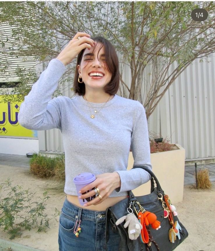 سينتيا صموئيل تحمل حقيبة بالنسياغا Balenciaga المزينة بإكسسوارات لابوبو LaBubu