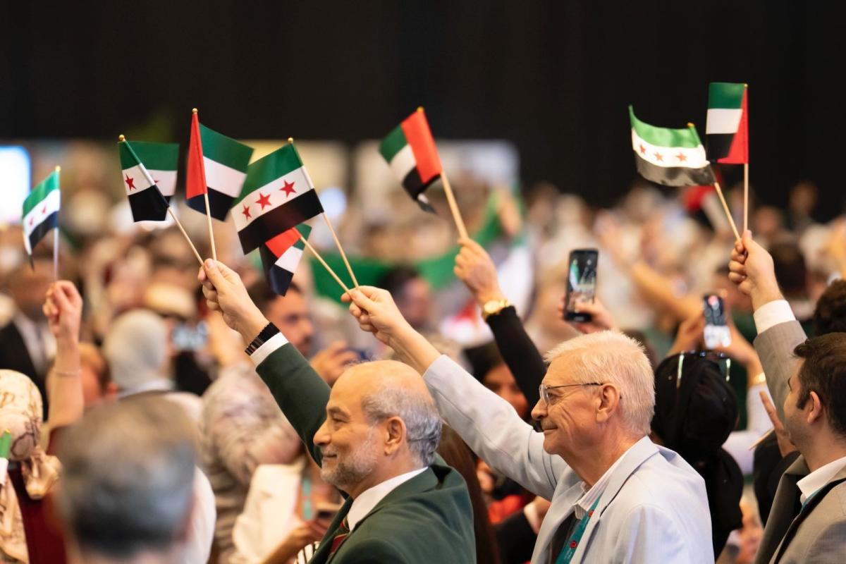 أسعد فضة - ياسر العظمة - تكريم الفنانين السوريين - الجالية السورية في الإمارات - الإمارات تحب سوريا - الشيخ نهيان بن مبارك - التراث السوري - الثقافة السورية - إكسبو دبي - فعاليات دبي - الفن السوري - الدراما السورية - العلاقات الإماراتية السورية - ماج القابضة - مجموعة سنكري - التراث والفنون السورية