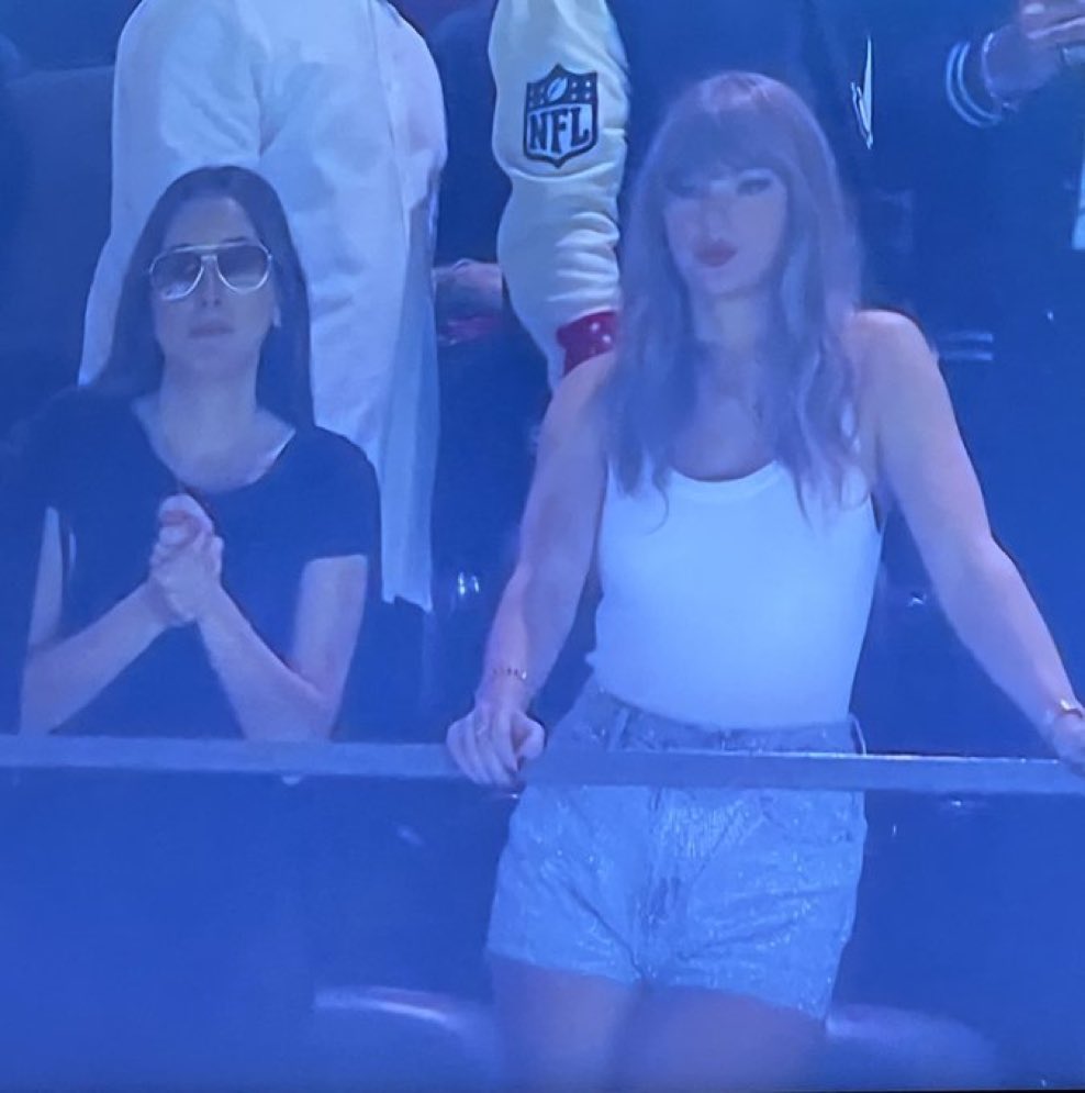 تايلور سويفت Taylor Swift - سوبر بول - Super Bowl