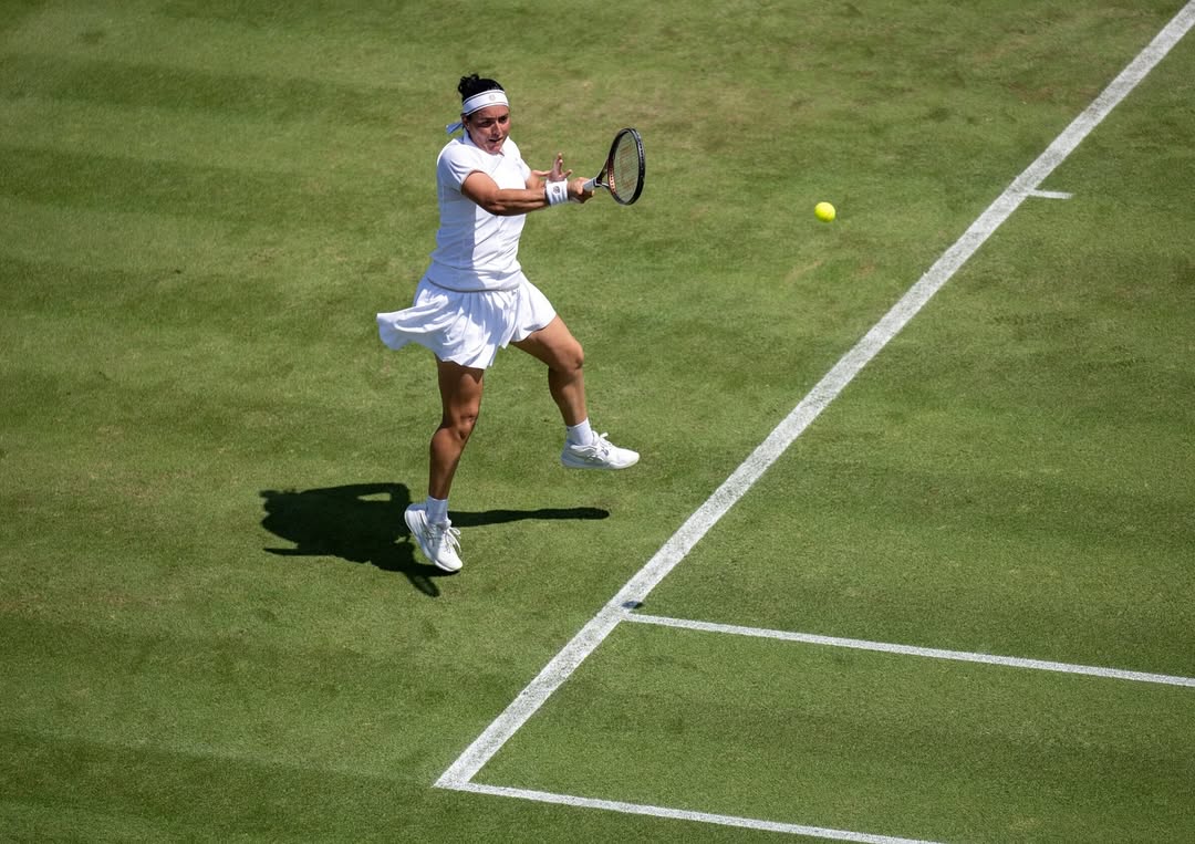  - Ons Jabeur - انسحاب أنس جابر - إصابة أنس جابر - بطولة ويمبلدون 2025 - Wimbledon 2025 - Viktoriya Tomova - ماركيتا فوندروسوفا - Markéta Vondroušová - U.S. Open 2022 - French Open 2025 - رولان غاروس - Miami Open 2025 - ميامي المفتوحة - إصابات لاعبات التنس - النجمة التونسية أنس جابر - All England Club London - انسحاب من التنس - مستقبل أنس جابر - أخبار مشاهير التنس