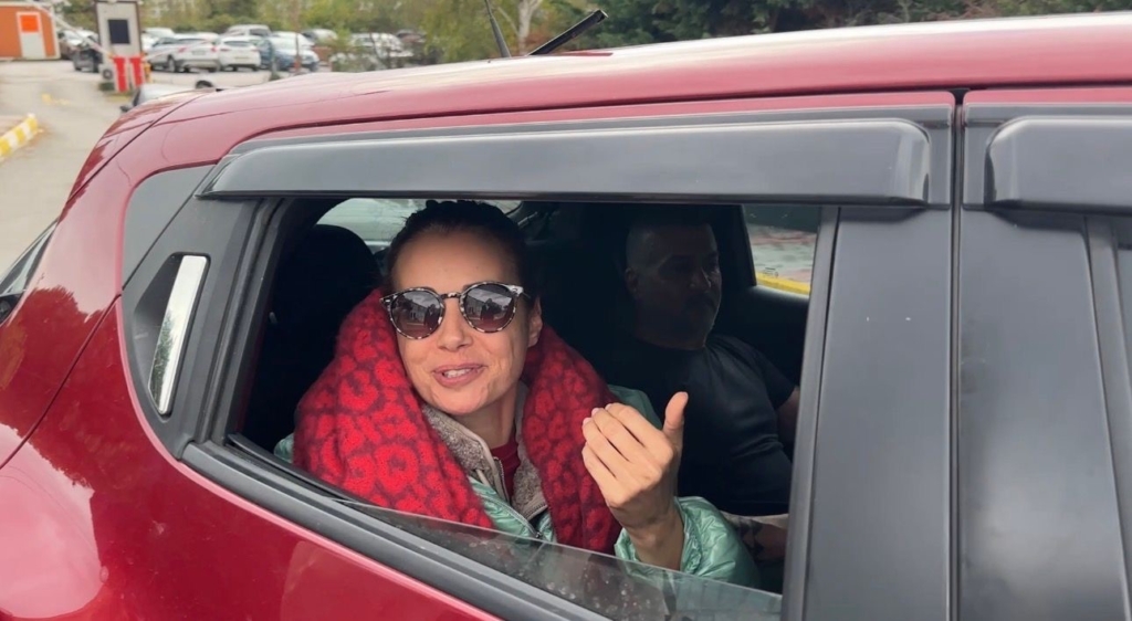 أوزغو نامال Özgü Namal - حادث أوزغو نامال - نجوم تركيا - دراما تركية - بيكوز Beykoz حادث - مسلسل الحسد - أخبار المشاهير تركيا - Kavacık Turkey - سيارة أطفاء تركيا - Gülistan Tartar - Ahmet Serdar Oral - حادث سيارات مشاهير تركيا - الحالة الصحية لأوزغو نامال - أحدث أخبار الدراما التركية - Turkish celebrities news