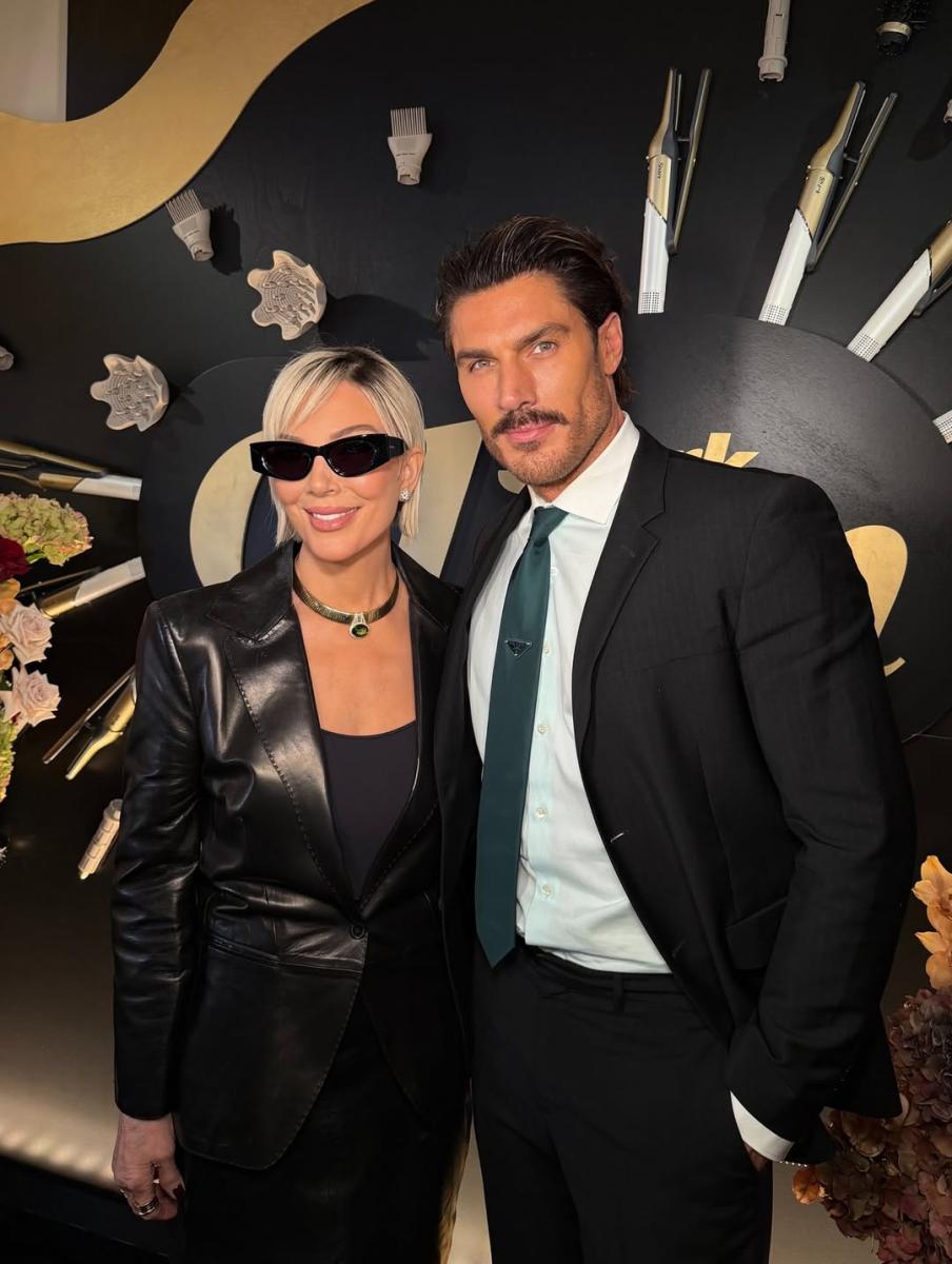 كريس جينر - Kris Jenner - كريس أبلتون - Chris Appleton - شعر أشقر - Beverly Wilshire - Shark Glam - شد الوجه - Vogue Arabia - LACMA Art+Film Gala