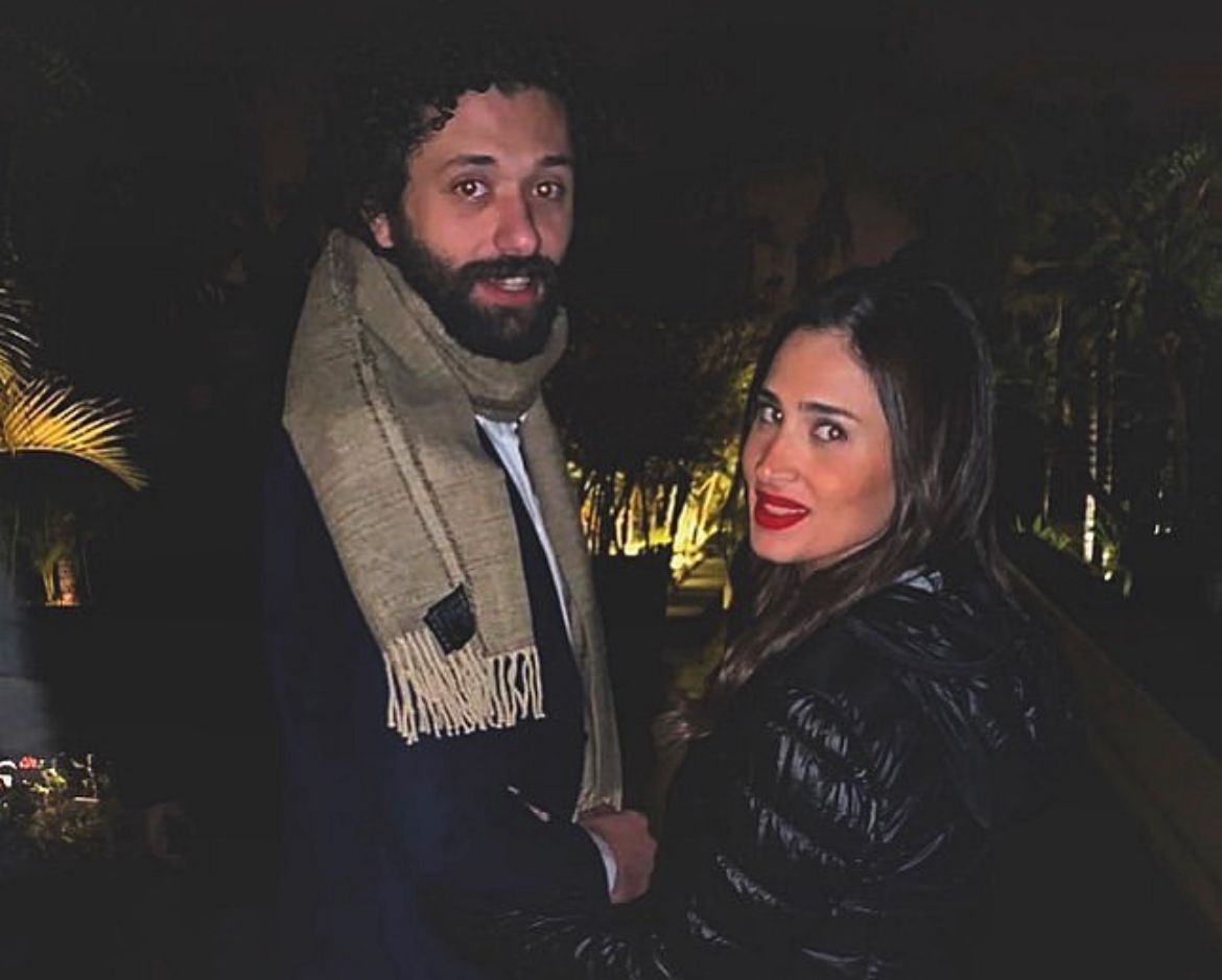 كريم محمود عبد العزيز وزوجته